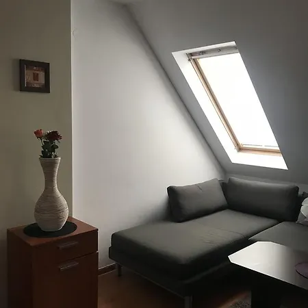 Victoria Apartment